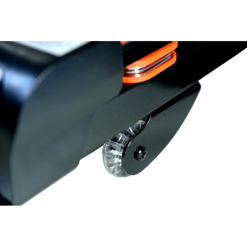 Электро беговая дорожка WiCiGer 9606M до 120 кг. Полупроф. Складная.