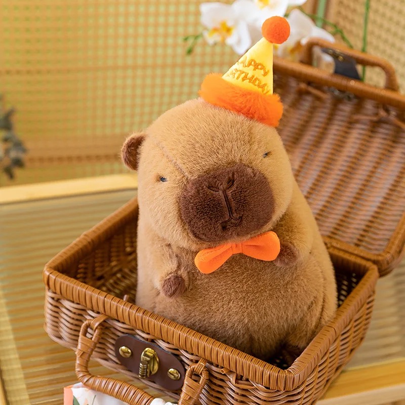 Коллекционная Плюшевая Игрушка Капибара Мягкая с Колпаком на Голове 23 см