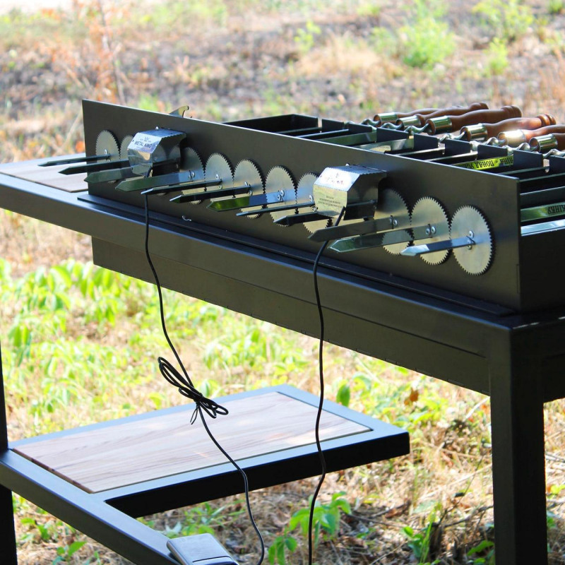 Автомангал Loft со столиком и съемной жаровней на 12 шампуров