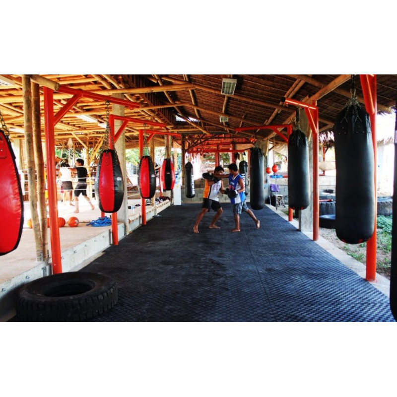 Коврик резиновый 500 х 500 х 7 под штангу или гантели