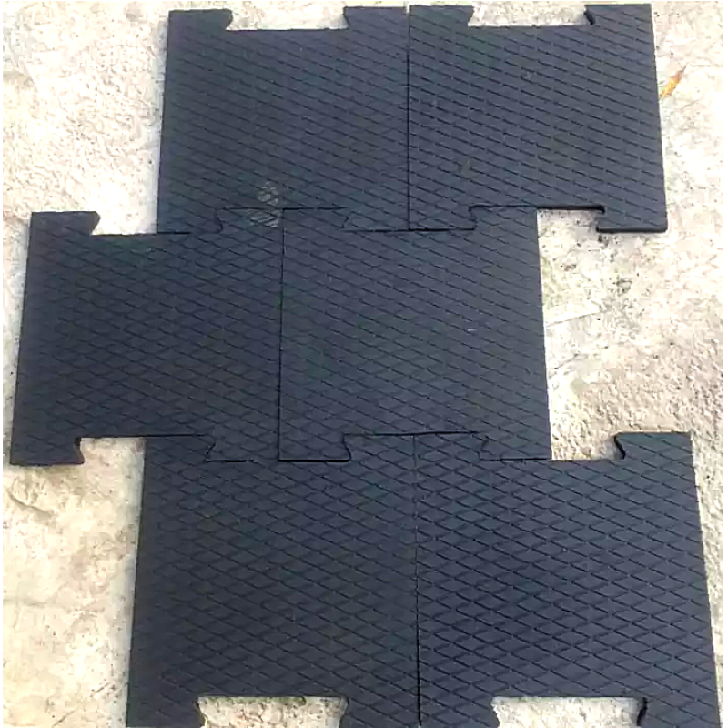 Акция! Ласточкин хвост, резиновое покрытие 500 х 500 х 20 . Горячее прессование