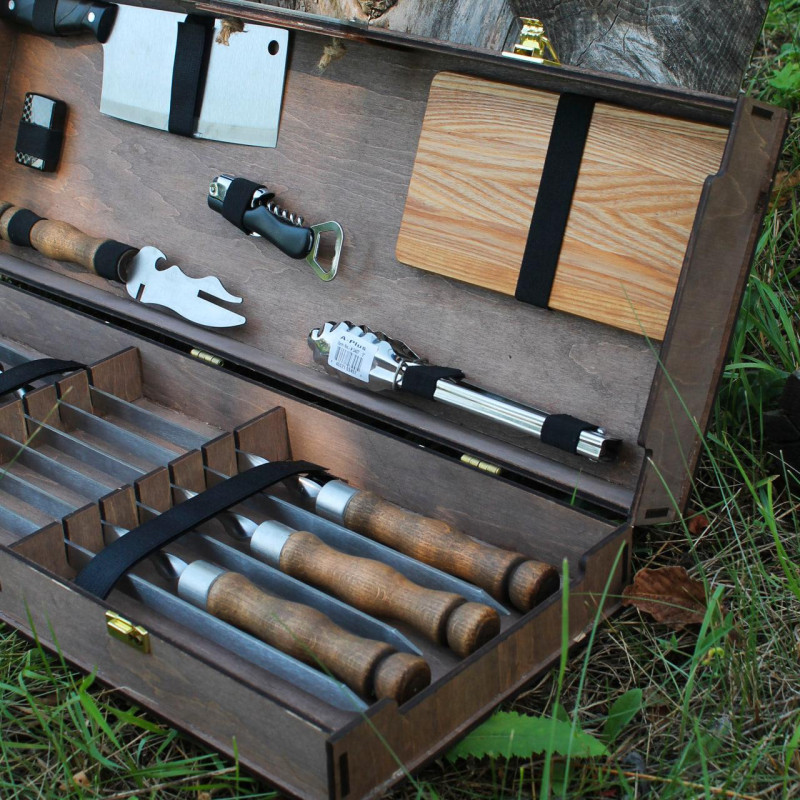 Набор для гриля и барбекю "Кедр" в кейсе из фанеры