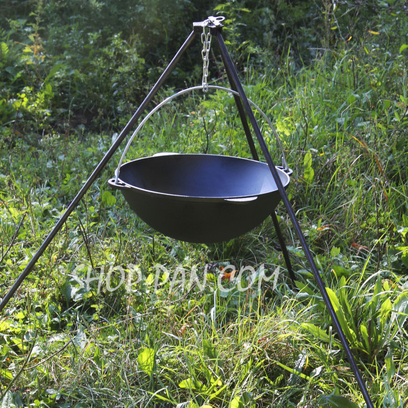 Казан татарский чугунный 18 л с треногой на разборных ножка