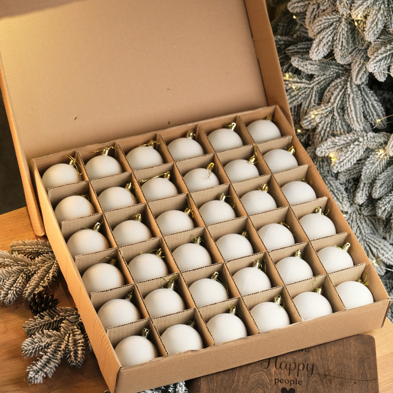 Набір іграшок ялинкових "Оксамит" Білий 18шт, D-8см